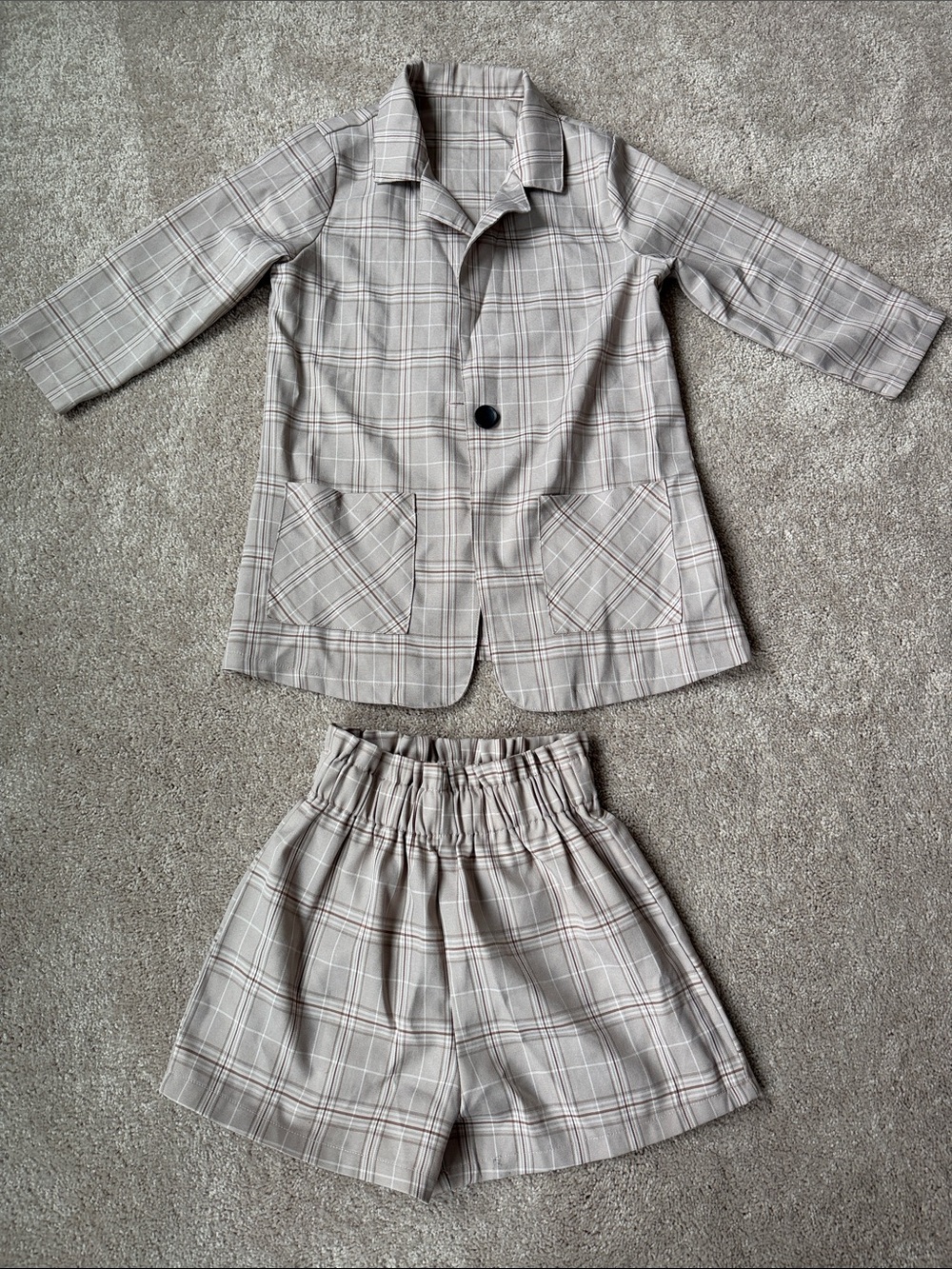 ‼️ 2 Piece Plaid Blazer and Shorts ‼️